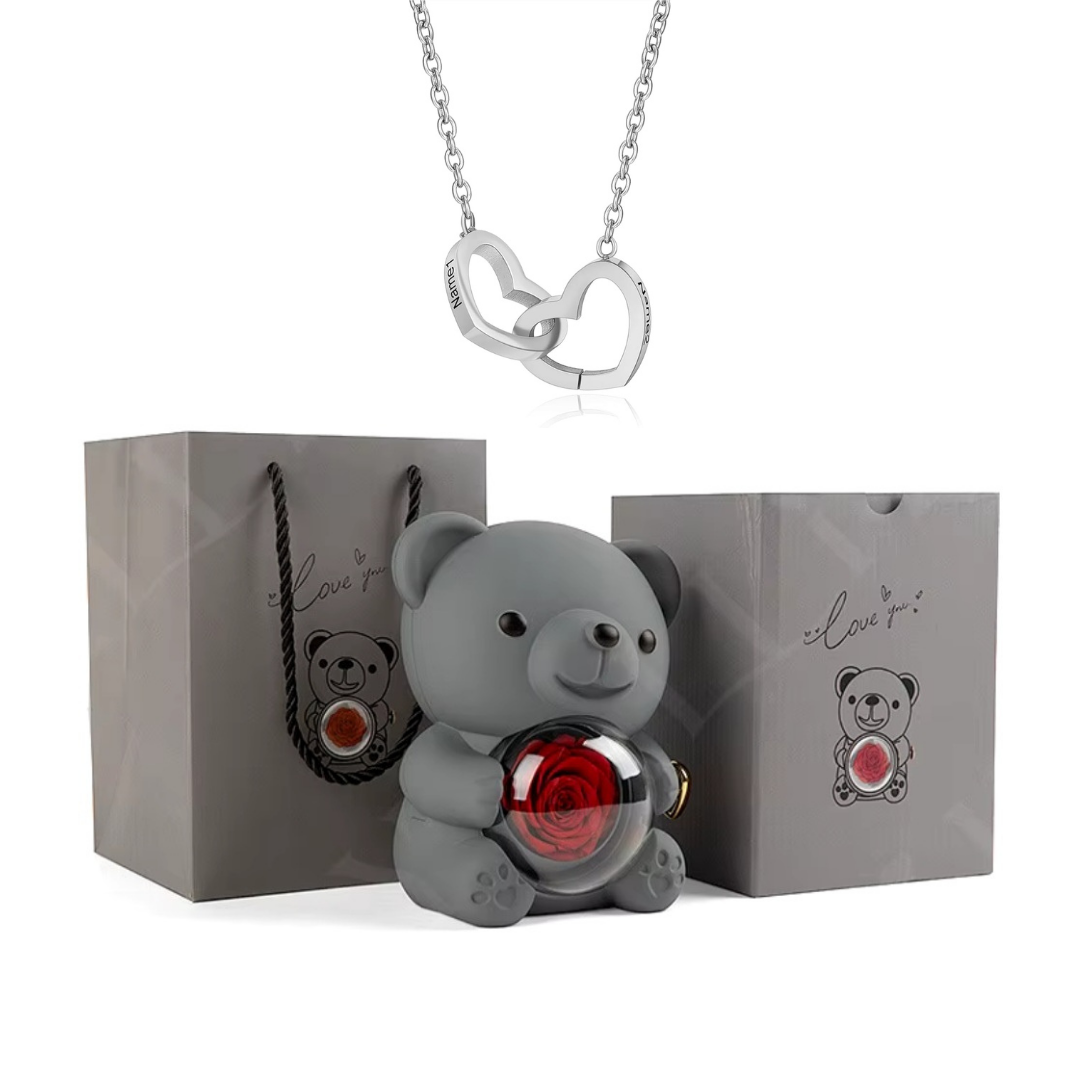 Colar Dueto de Amor & Urso com Rosa Eternizada + Nomes Gravados!🧸 - Aurora Express